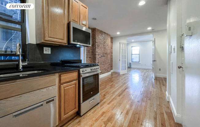 1 bed, 1 bath, $3,049, Unit 5RW