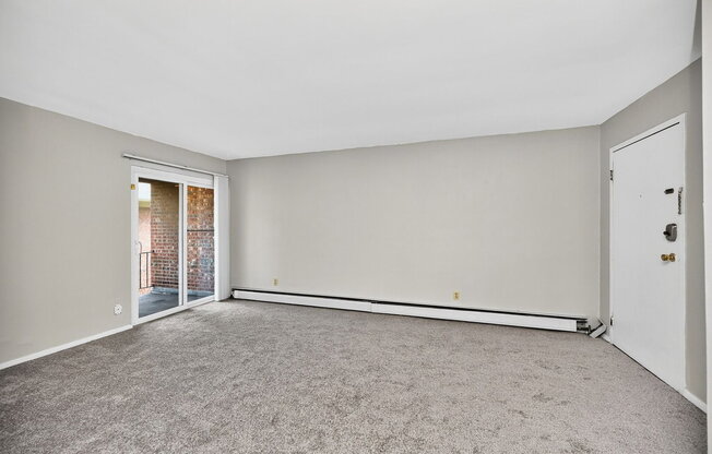 1 bed, 1 bath, 400 sqft, $875, Unit 13