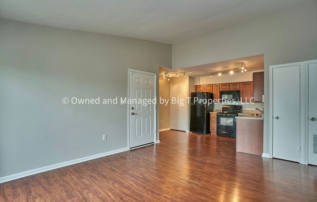 1bd/1ba in Cluster of Woodlawn Alexandria