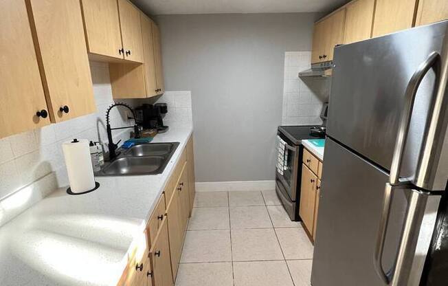 9606 N 46 ST