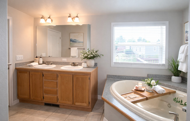 Great 3 Bedroom Ranch Style Home in low maintenance community!