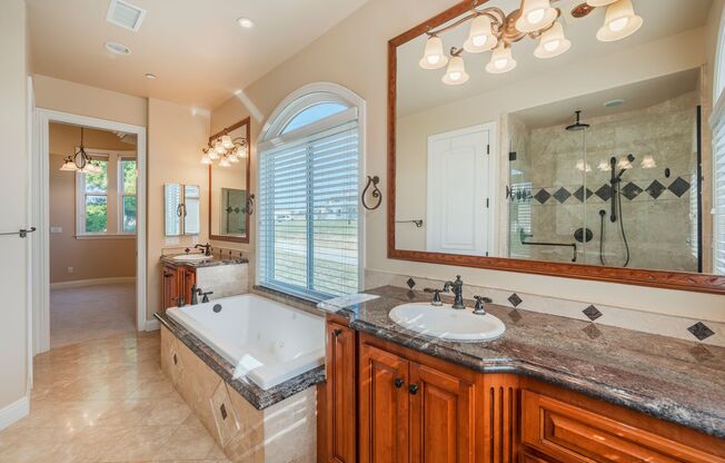 4 beds, 4 baths, $6,500, Unit #B