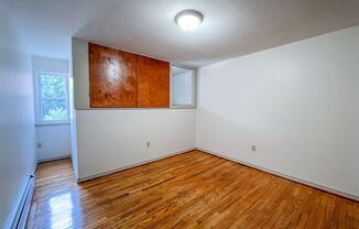 10 Lincoln St