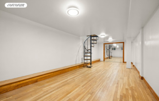332 6 AVE