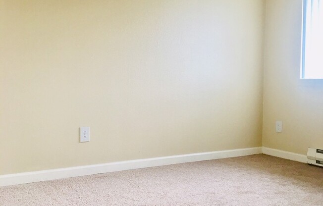 2 beds, 1 bath, 807 sqft, $1,795, Unit G1