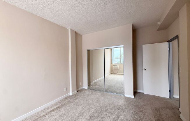 3 beds, 2 baths, 950 sqft, $2,395, Unit 314