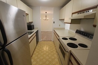 1600 MASSACHUSETTS AVE