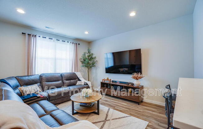 18402 NE 46 PL