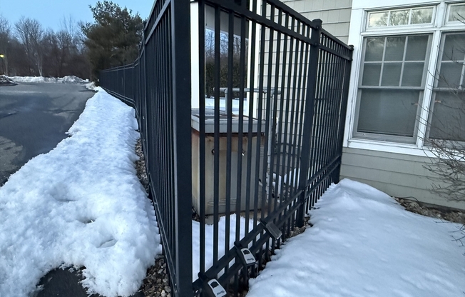 2 beds, 2 baths, 998 sqft, $2,650, Unit 131