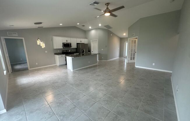 3 Bedroom + Den - 2 Bathroom- NW Cape Coral