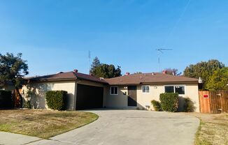 $1,895 Peach & Mckinley, 3 Bedroom - E. Home Ave, Fresno