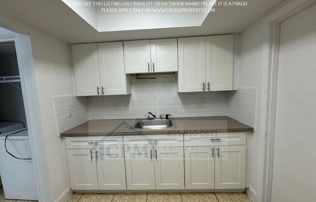 2 beds, 2 baths, 1,048 sqft, $1,975, Unit 42