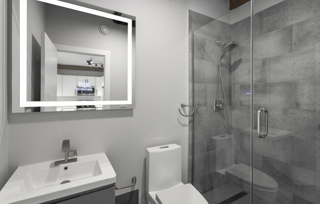 Studio, 1 bath, 345 sqft, $1,600, Unit 412