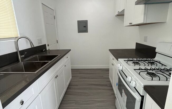 Studio, 1 bath, $1,395, Unit 6