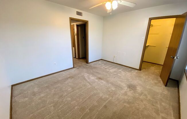 1 bed, 1 bath, 850 sqft, $800, Unit A3