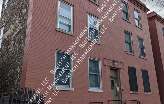 1311 W MADISON ST