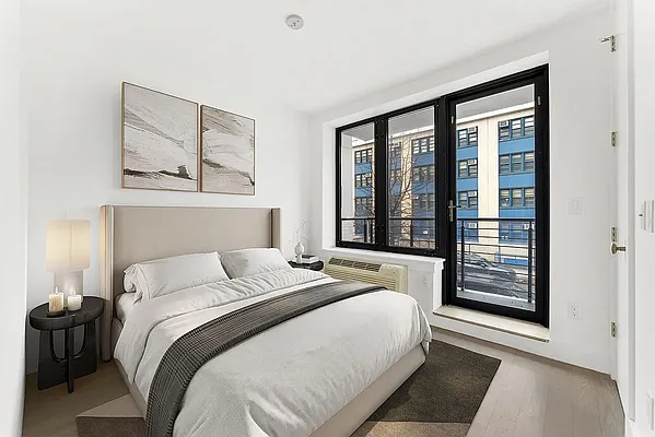 24 STARR ST