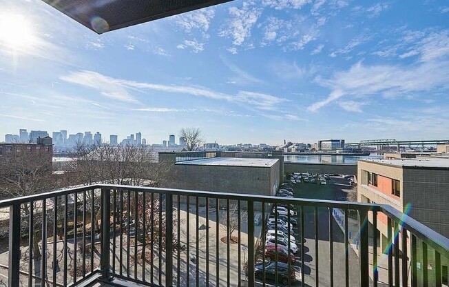 1 bed, 1 bath, 700 sqft, $3,200, Unit 508