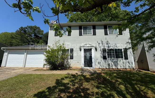 4 beds, 3 baths, 1,560 sqft, $2,300