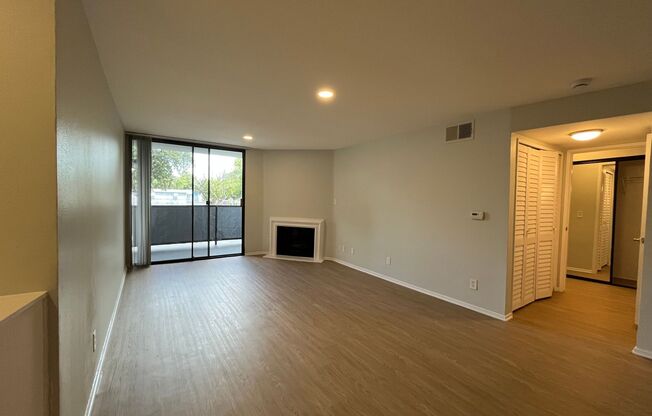 2 beds, 2 baths, 1,200 sqft, $2,598, Unit 222