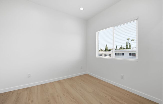 4 beds, 2 baths, $4,500