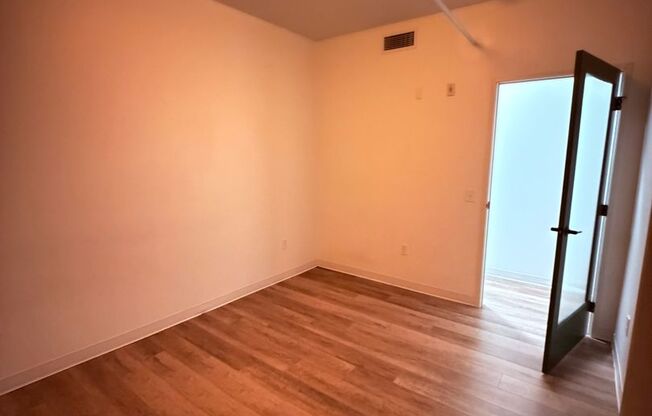 1 bed, 1 bath, 635 sqft, $1,850, Unit Unit 302