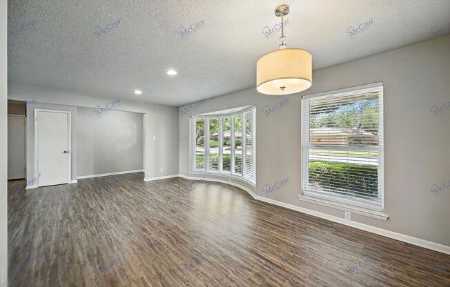 2201 BRIARWOOD BLVD