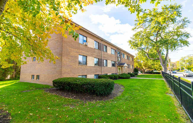 Exterior at Stuart House Apartments