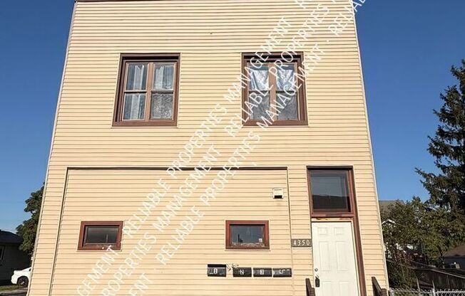 4350 SHEFFIELD AVE