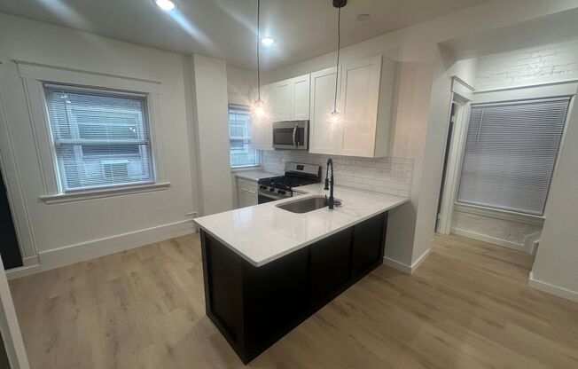 301-305 W Benson St