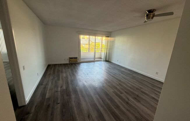 13801_FRONT STREET