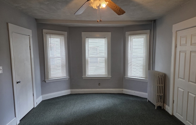 21 OLNEY ST