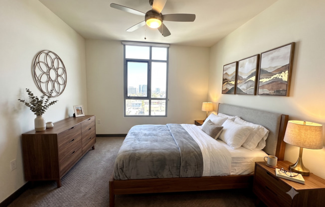 2 beds, 2 baths, 930 sqft, $4,095, Unit 718