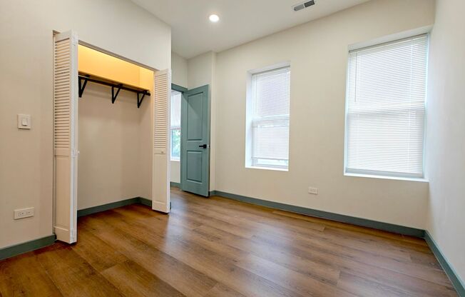 1001 W 31st/3100-3108 S Morgan