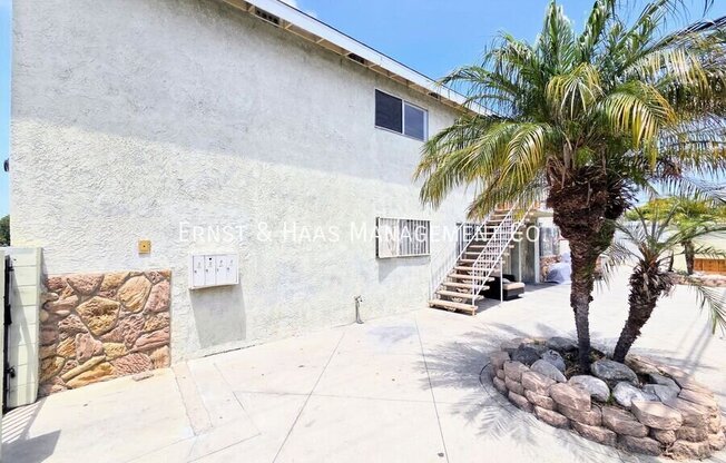 1330 WALNUT AVE