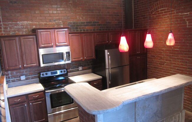 4 beds, 2 baths, 1,766 sqft, $2,275, Unit AW 120