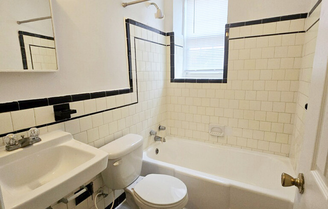3304.5 EAST CAPITOL ST NE