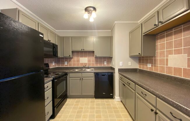 1820 Crest Hollow Drive #204