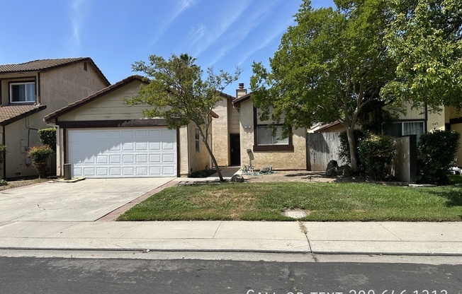 541 SAN VICENTE CT