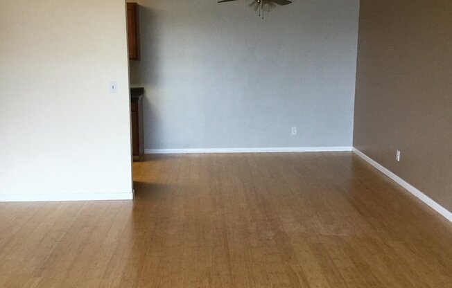 2 beds, 1.5 baths, 1,100 sqft, $1,395, Unit 802-210