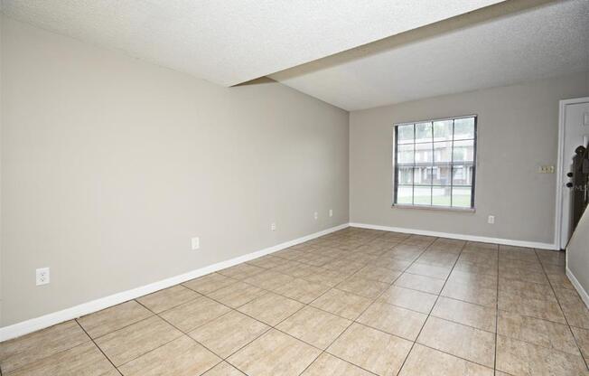 2726 GRAY FOX LN