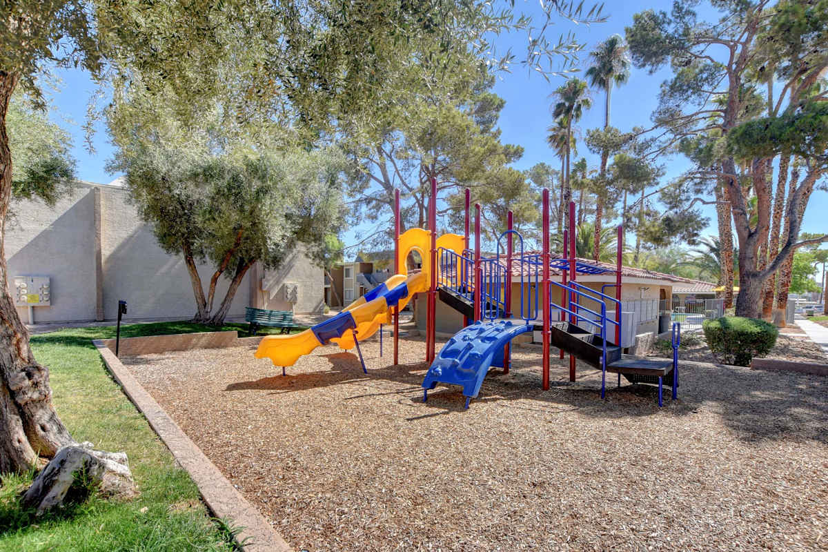 Welcome to Rancho Vista Apartments