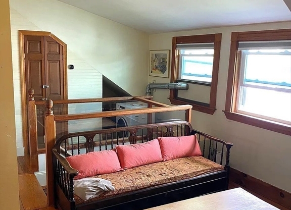 2 beds, 1.5 baths, 1,200 sqft, $4,500, Unit 3