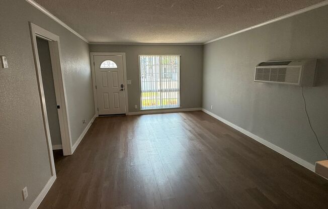 2 beds, 1.5 baths, 866 sqft, $3,080, Unit 801M1