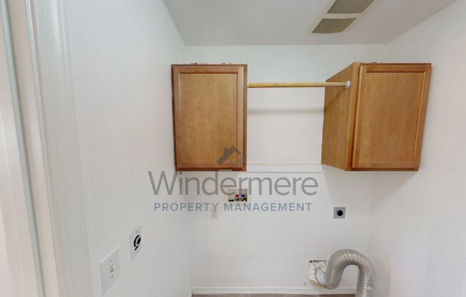 3 beds, 2 baths, $2,300