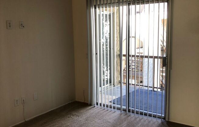 2 bedroom and 2 bathroom condo in Mission Valley