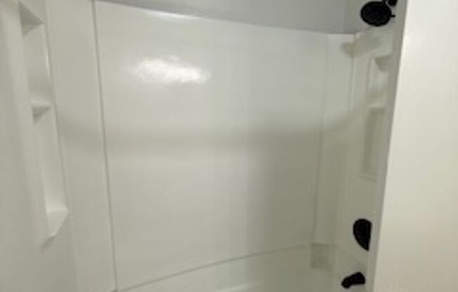 2 beds, 2 baths, 989 sqft, $1,695, Unit 11601B