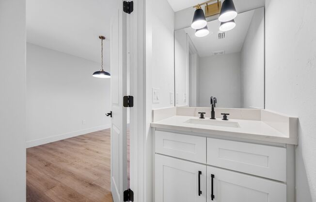 2 beds, 2.5 baths, 1,200 sqft, $1,995, Unit 13