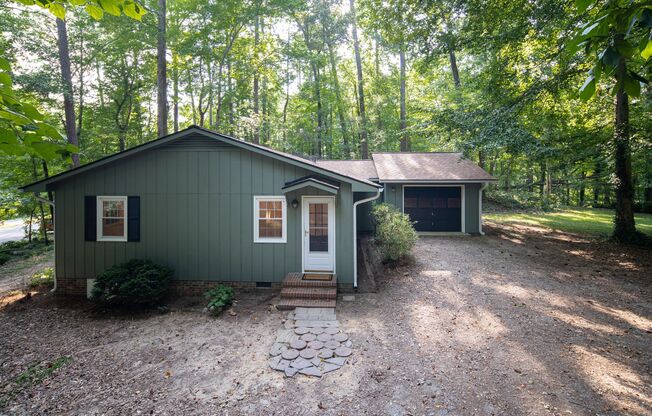 Sweet 3-Bedroom 2-Bathroom Home Less Than 1 Mile to UNC and Hospital!