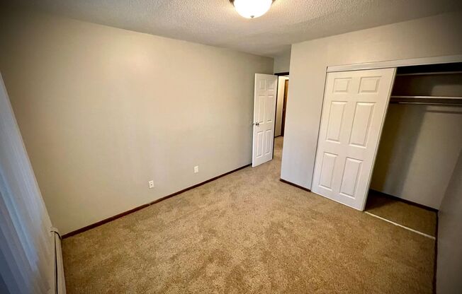 1 bed, 1 bath, 700 sqft, $900, Unit W 104